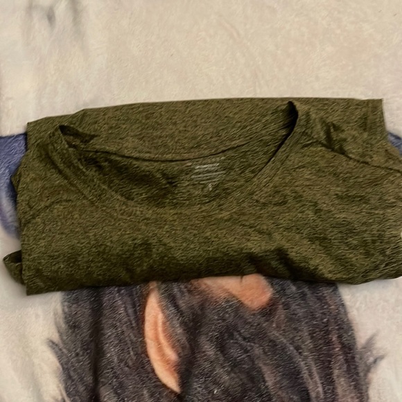 Athleta Tops - Green athletics long sleeve shirt